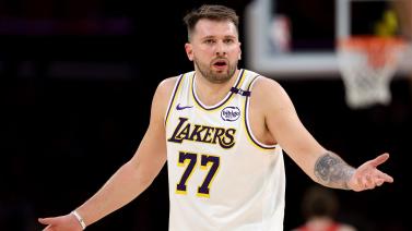 赛中出手次 赛中出手次